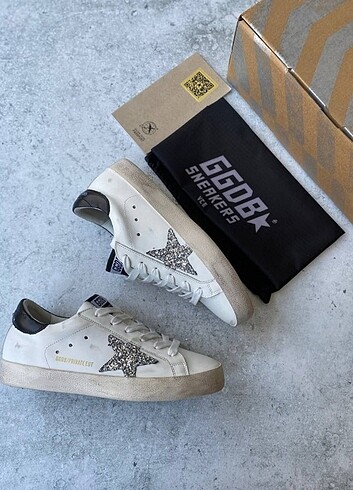 Golden Goose Deluxe 