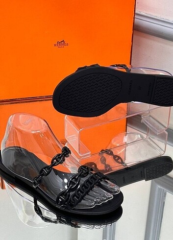 36 Beden Hermes Slide Chain Black