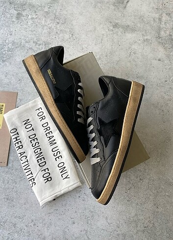 Golden Goose Deluxe