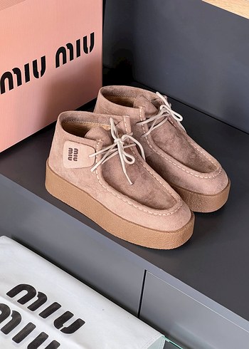 36 Beden ten rengi Renk Miu Miu