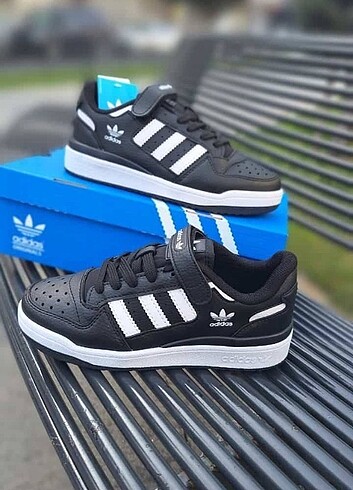 Adidas Adidas çocuk spor ayakkabı Siyah beyaz renk Üst kalite Mevcut n