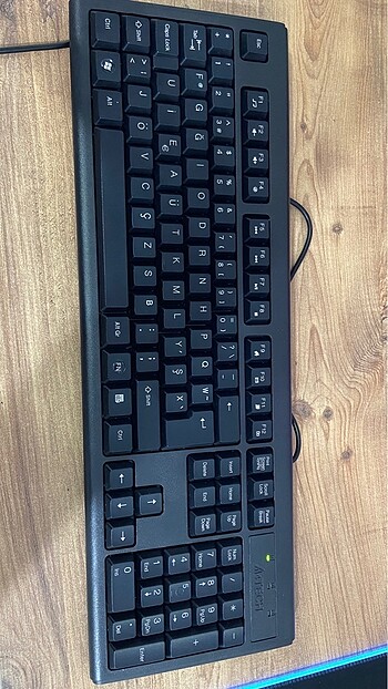 Logitech A4 Tech Km-720 USB Siyah (F) Klavye