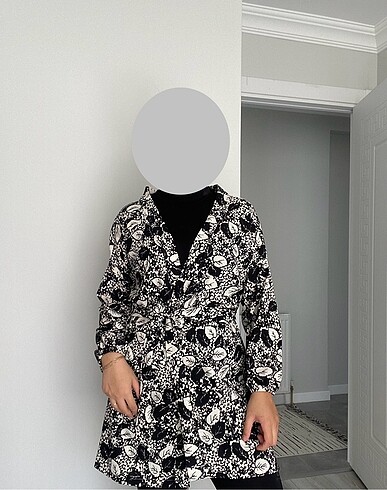 Diğer Çiçekli Kimono