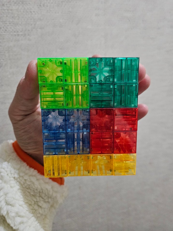 20 Parça Manyetik Küpler Yapı Blokları Renkli Geometri Oyuncak - Görsel 3