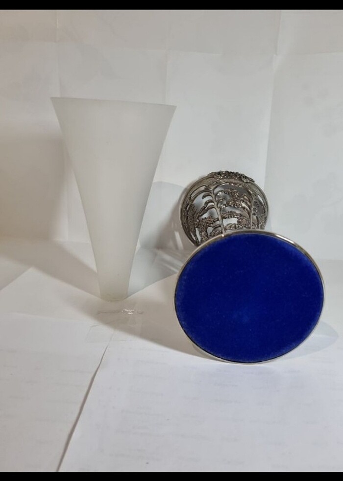 ÜZÜM İŞLEMELİ GÜNÜŞ GÖRÜNÜMLÜ VAZO - Görsel 5