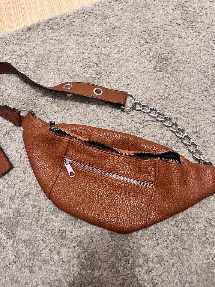 Zincir Detaylı Kahverengi Deri Kadın Çapraz Çanta - Görsel 2