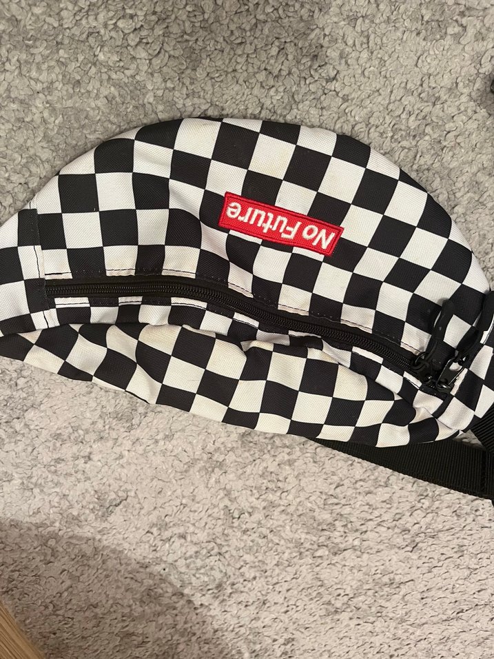 Kareli Siyah Kadın Bel Çantası - Görsel 5