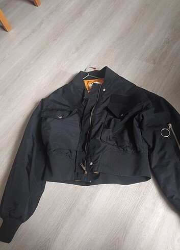 s Beden siyah Renk Crop mont 