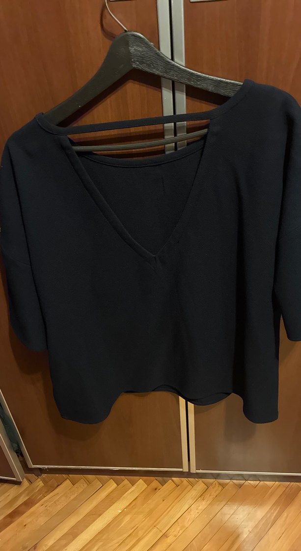 Siyah Kısa Kollu Salaş Kadın Bluz - Görsel 2