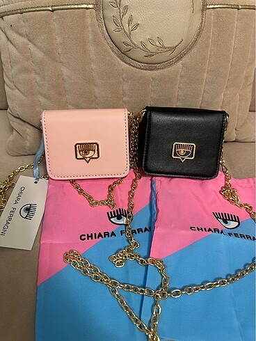  Beden Chiara Ferragni askılı kartlık