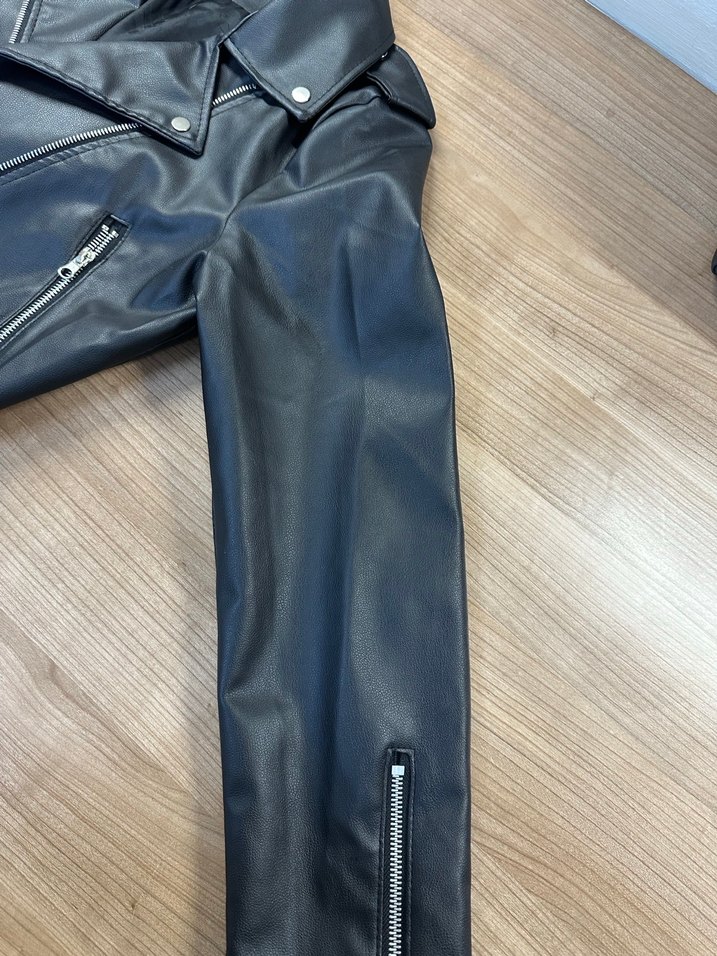 Kadın Siyah Kemerli Mini Deri Biker Ceket - Görsel 5