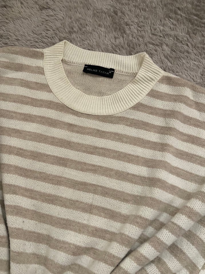Bej Çizgili Örgü Kadın Kazak - Görsel 3