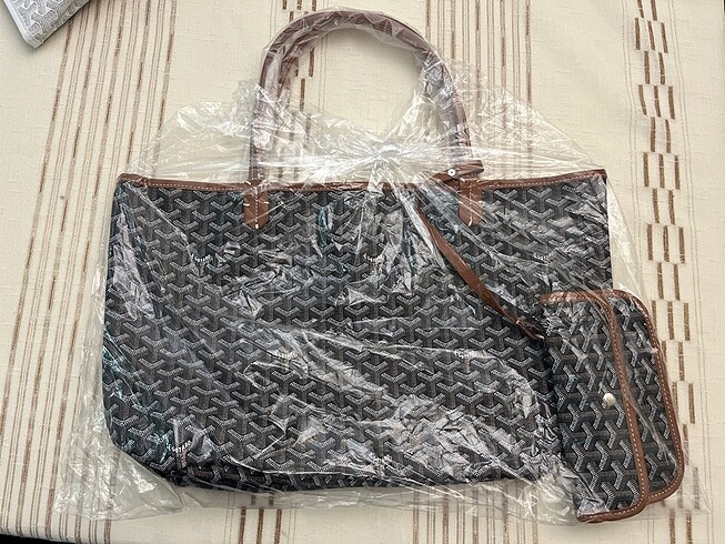 goyard tote