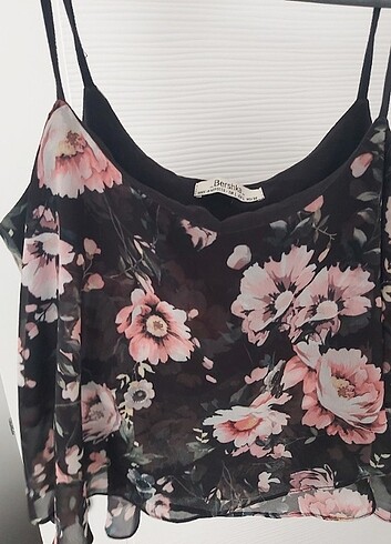 Bershka Crop