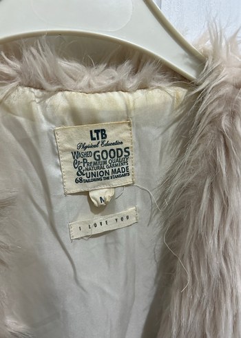 Bej Kürklü Kolsuz Kadın Yelek - Görsel 3