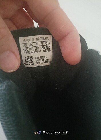 30 Beden siyah Renk Unisex çocuk kışlık bot orjinal adidas ürünü