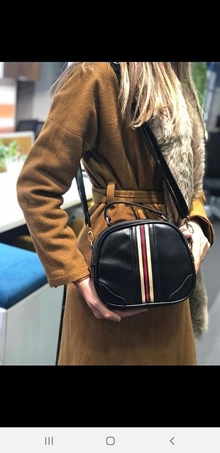 siyah çanta