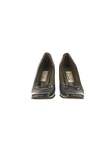 36 Beden inci Stiletto %70 İndirimli.