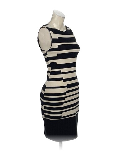 Vintage Love PreLoved Kısa Elbise %70 İndirimli.