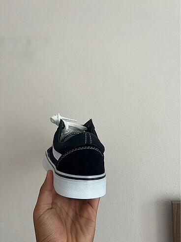 42 Beden siyah Renk Vans ayakkabı