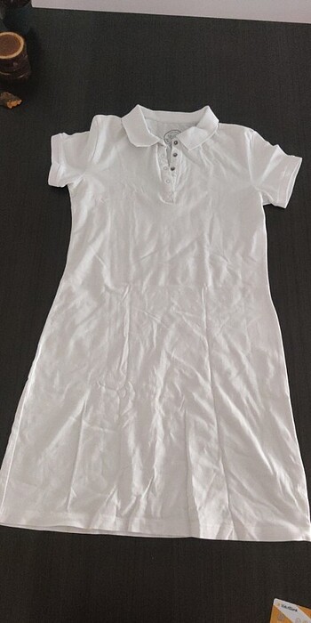 Polo Yaka Beyaz Elbise 