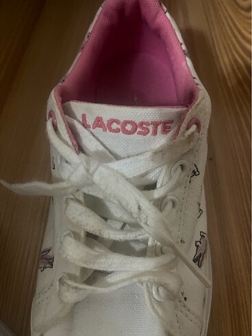 31 Beden Lacoste marka kız çocuk ayakkabı