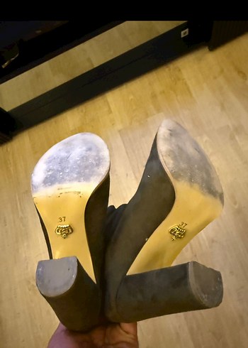 Haki rengi   Kadın Süet Bot bir kaç kez  giyildi - Görsel 3