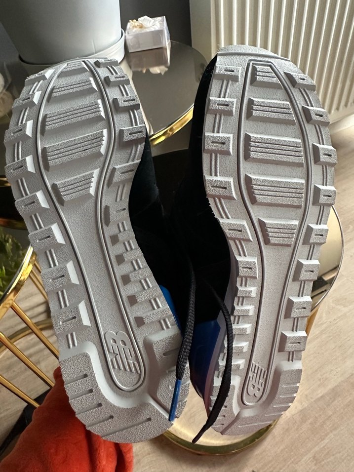 Siyah New Balance Spor Ayakkabı - Görsel 4