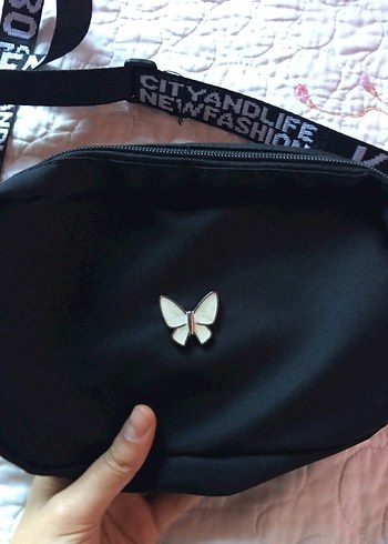 Siyah Kelebek Detaylı Kadın Çapraz Çanta - Görsel 2