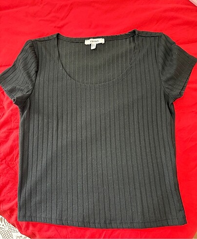 Crop t-sihirt