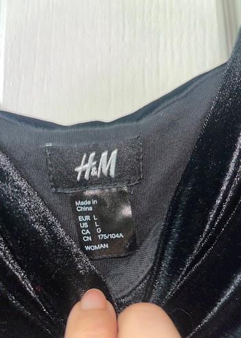 V Yaka Siyah Kadife Gotik Elbise - Görsel 4