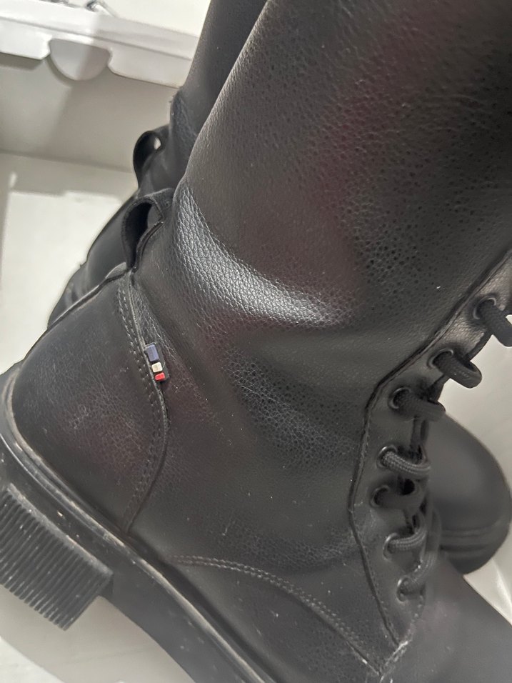 Siyah Deri Bağcıklı Blok Topuklu Kadın Bot - Görsel 3