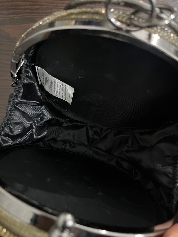 Gri Zincir Detaylı Yuvarlak Kadın Portföy Çanta - Görsel 4