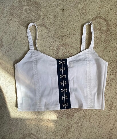 Askılı mini üst