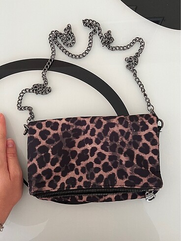 Stradivarius leopar çanta