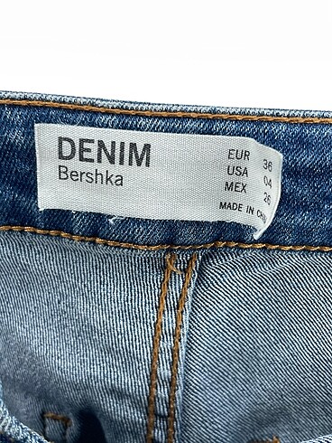 36 Beden çeşitli Renk Bershka Jean / Kot %70 İndirimli.