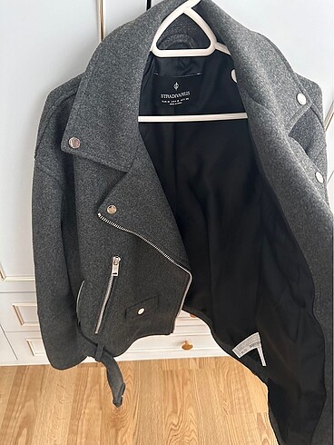 m Beden gri Renk Stradivarius Biker Ceket