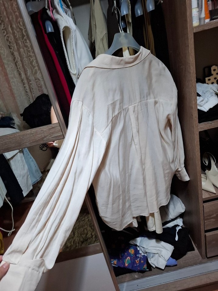 Bej Düğmeli Keten Kadın Gömlek - Görsel 2