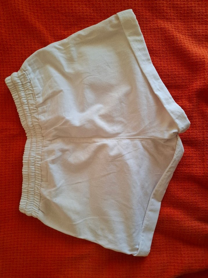 Beyaz Keten Mini Şort - Görsel 2