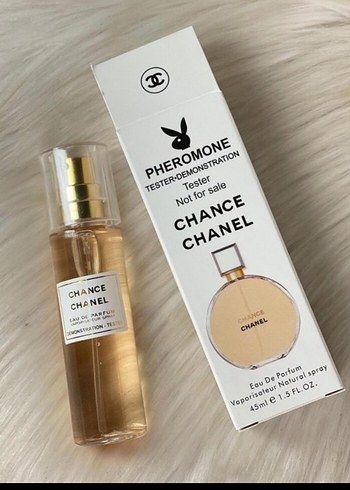 Yves Saint Laurent lüks parfümler