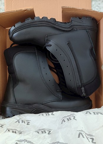 Siyah askeri bot - Görsel 7