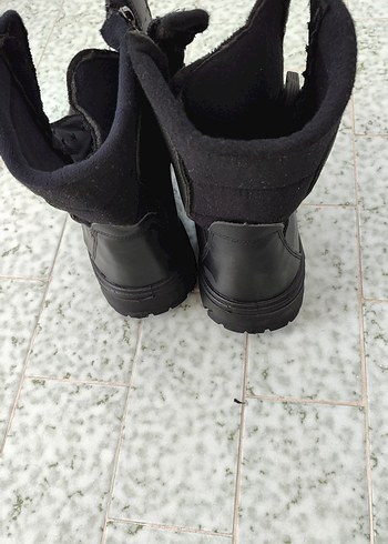 iki adet askeri bot / personel botu - Görsel 10