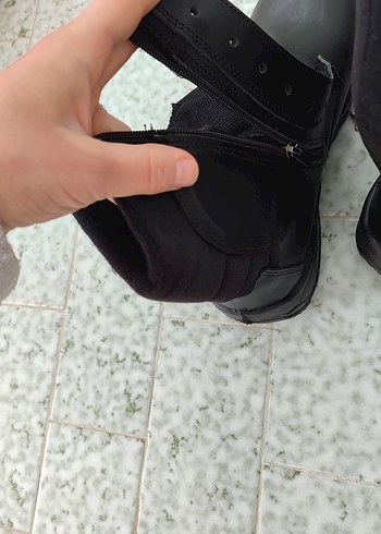 iki adet askeri bot / personel botu - Görsel 3