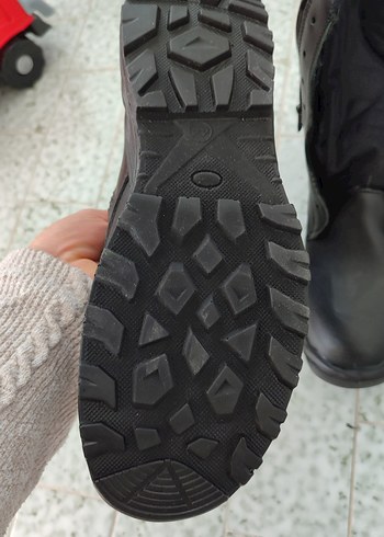 iki adet askeri bot / personel botu - Görsel 5