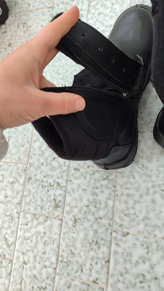 iki adet askeri bot / personel botu - Görsel 3