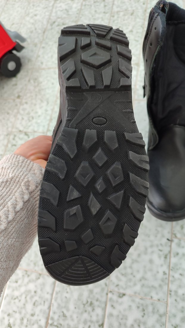 iki adet askeri bot / personel botu - Görsel 5