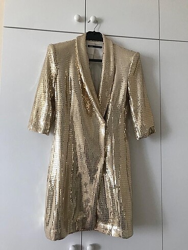 Zara gold elbise