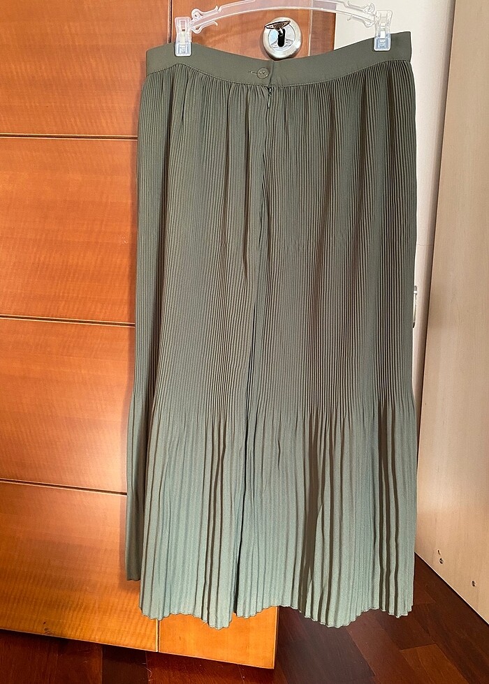 haki piliseli midi etek - Görsel 2