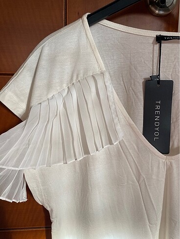 trendyolmilla beyaz tişört - Görsel 2