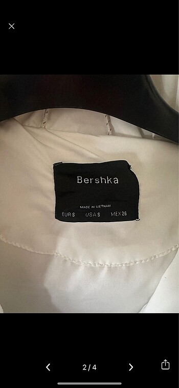 Bershka Bershka Beyaz Kapşonlu Şişme Mont